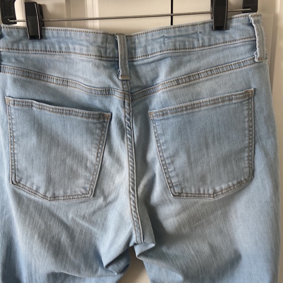 Universal Thread Mid Rise Skinny Jeans - Picture 5 of 5